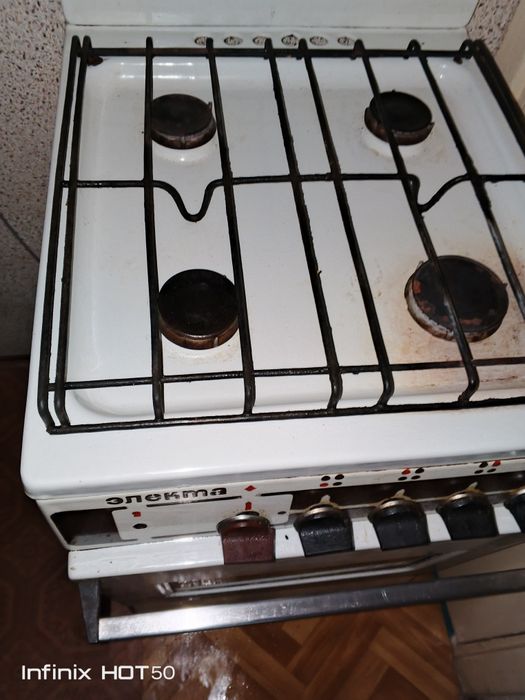Продам газову плиту