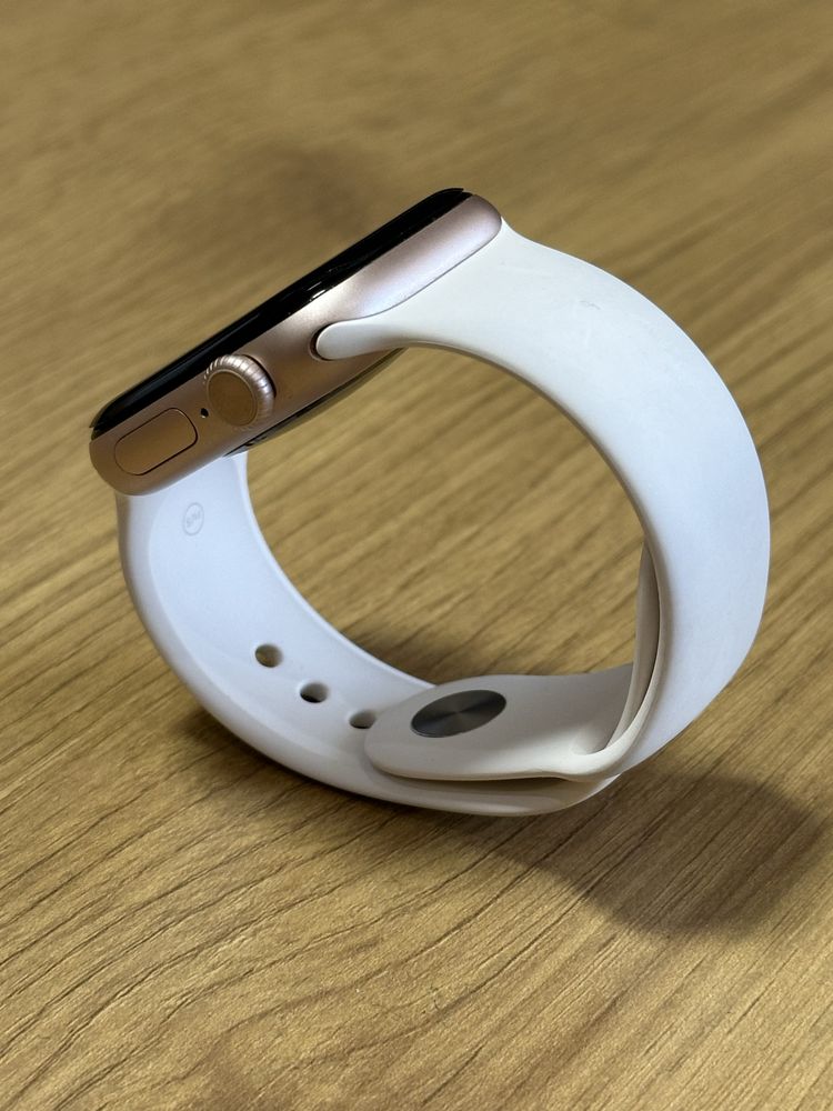 Apple Watch Series 10 42 mm Aluminium Case Rose Gold