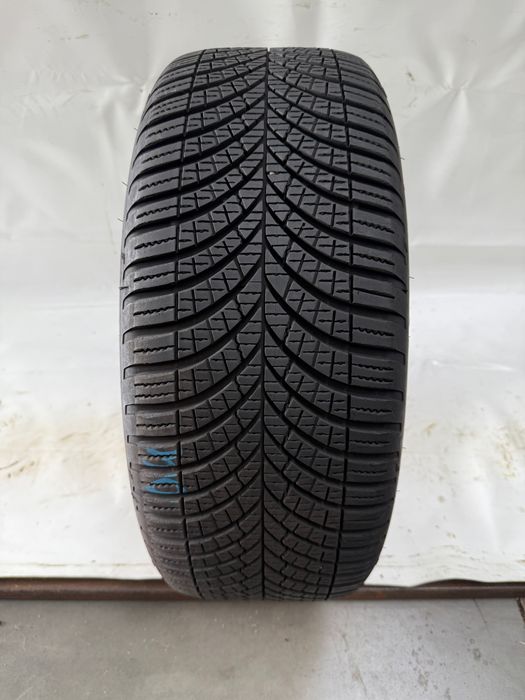215/45/17 Goodyear Vector 4Seasons Gen-3 91W 2023R