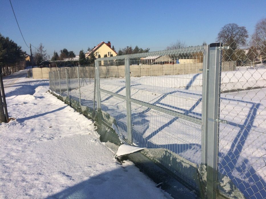 Ogrodzenie siatkowe z podmurówką komplet
