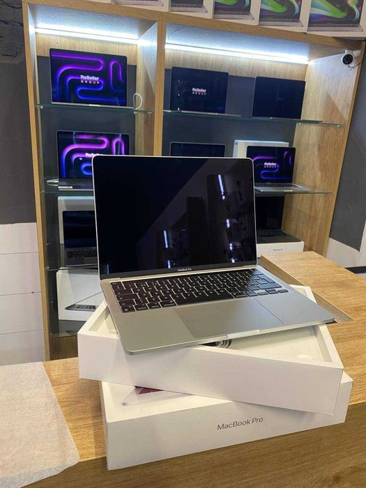 Ноутбук Apple MacBook Pro 13'' M2 8/256GB Silver (MNEP3) 2022