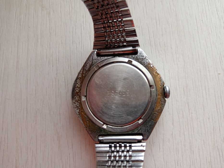 Часы полёт рыбий глаз. Полёт стадион. Годинник польот! Робочий!