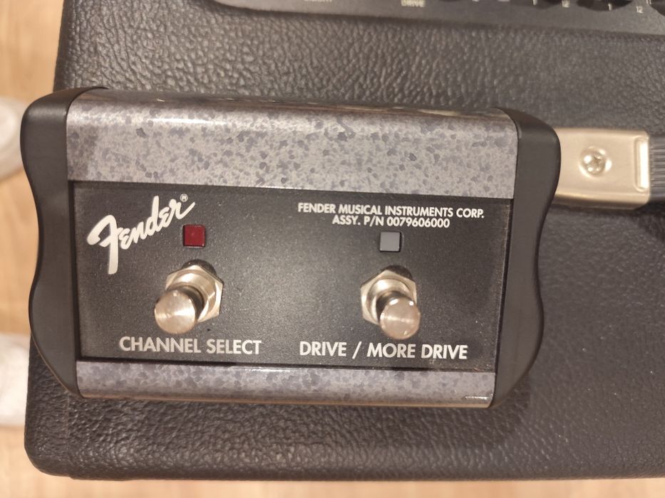 Amplificador Fender Hot Rod Deluxe IV