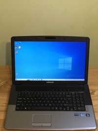 Ноутбук Medion Akoya 17.3  e7220 DDR3-4gb hdd250gb core i3 з Німеччини