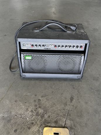 Amplificador acústico Trace Elliot TA40CR circa Black