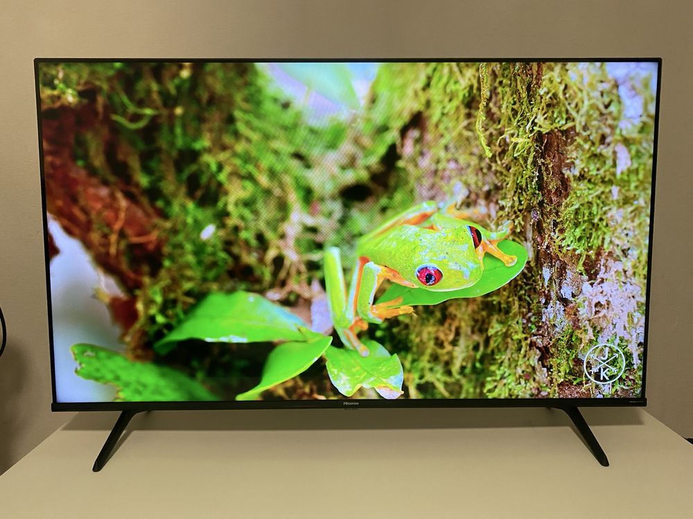 Продам Телевізор 4K Hisense QLED 50" 50E7NQ