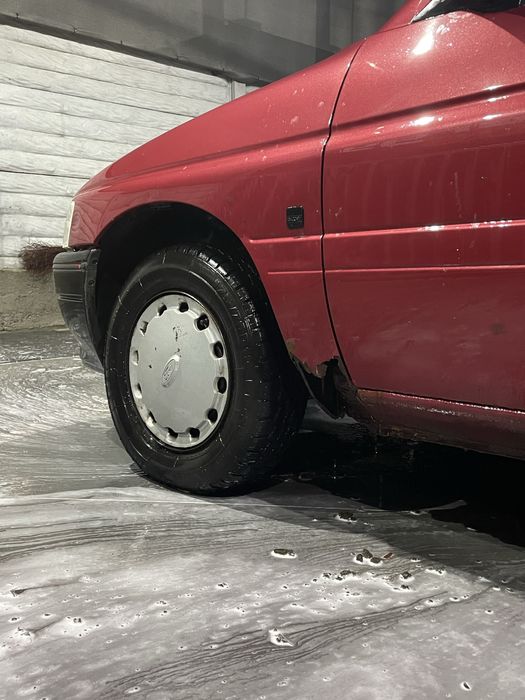 Ford Escord 1992 1.4 моно/инжектор