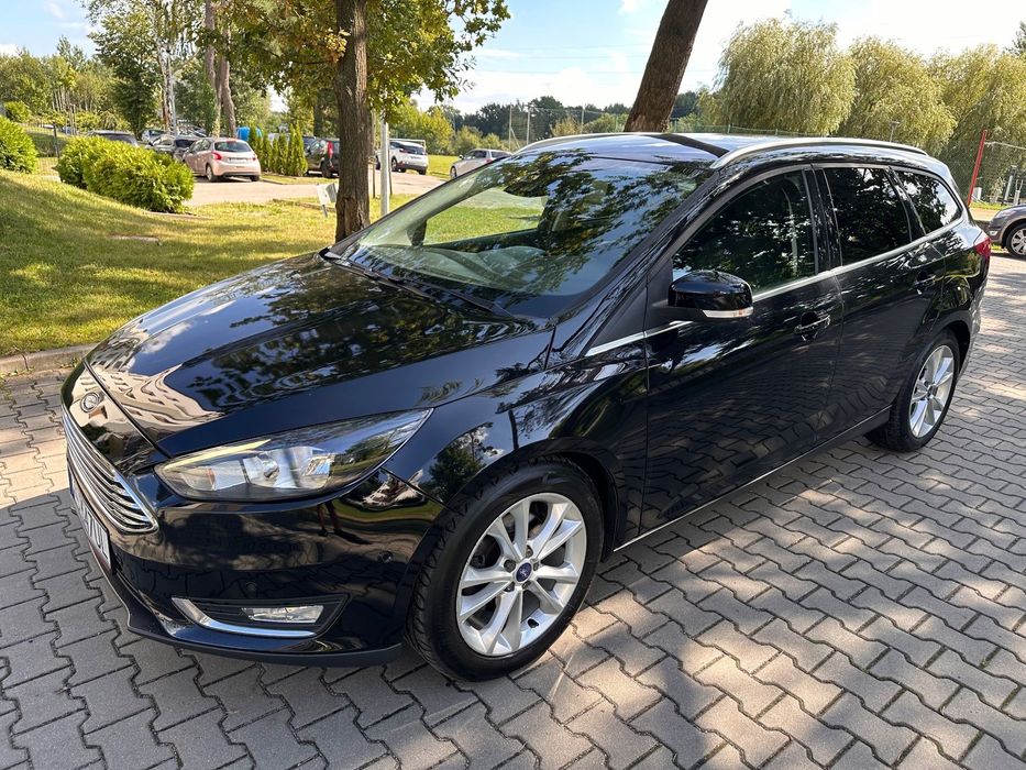 Ford Focus 1.5 Benzyna Niski przebieg Bogate wyposażenie