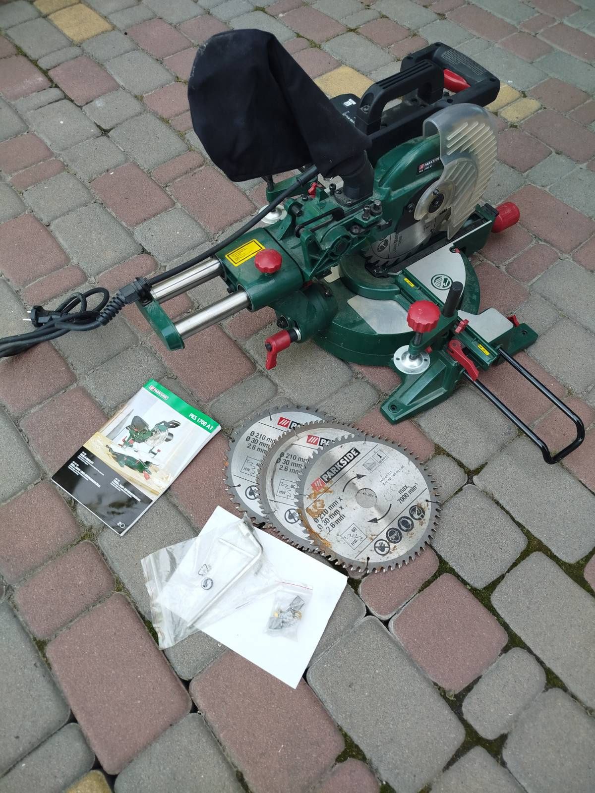 Новая нимецкая торцева пила з протяжкою Parkside PKS 1700 А1, оригіна