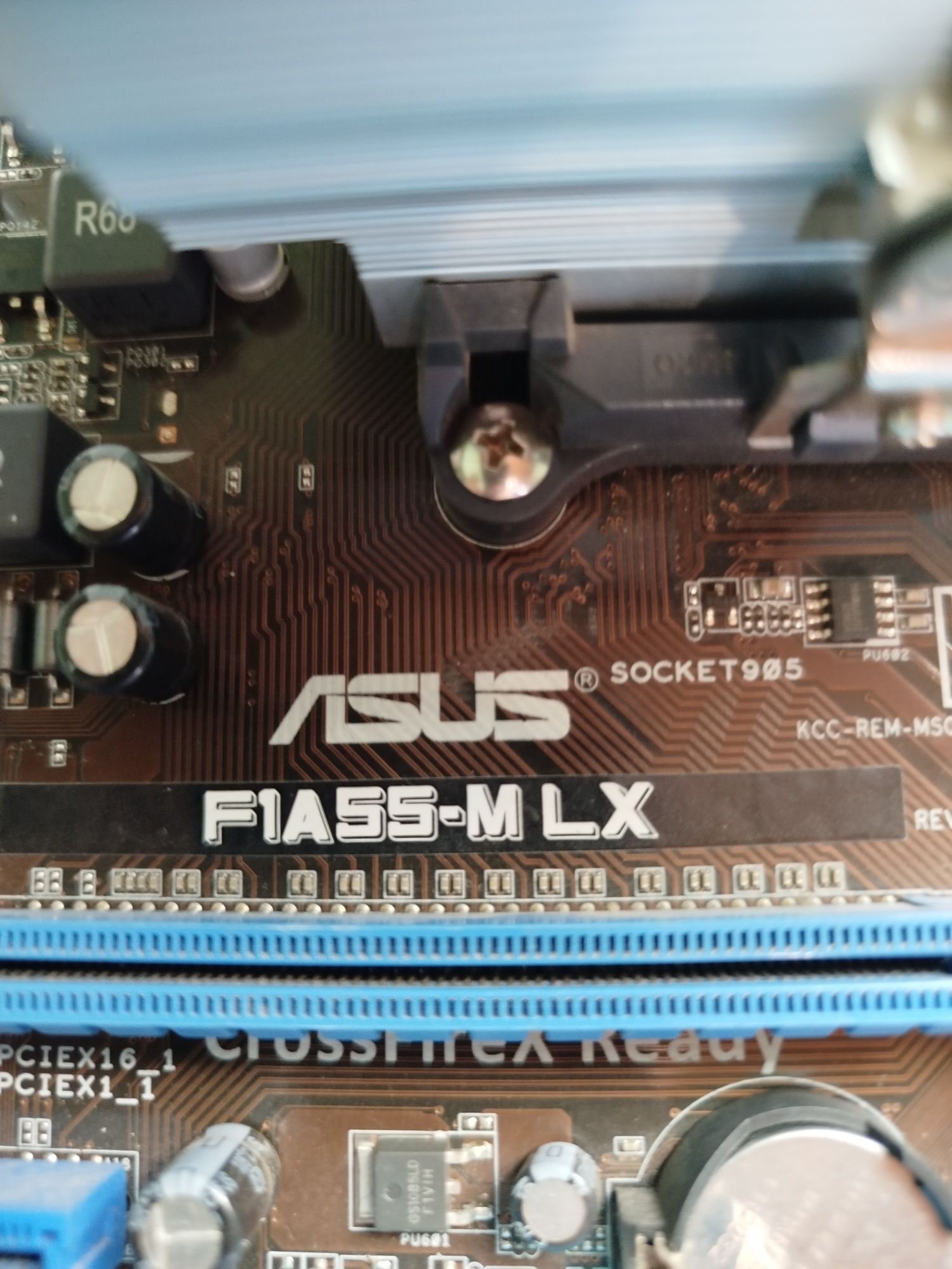 Комплект F1A55-M LX Rev. 2.0 Проц. AMD A6-3500  HD Graphic. 2 gb ОЗУ
