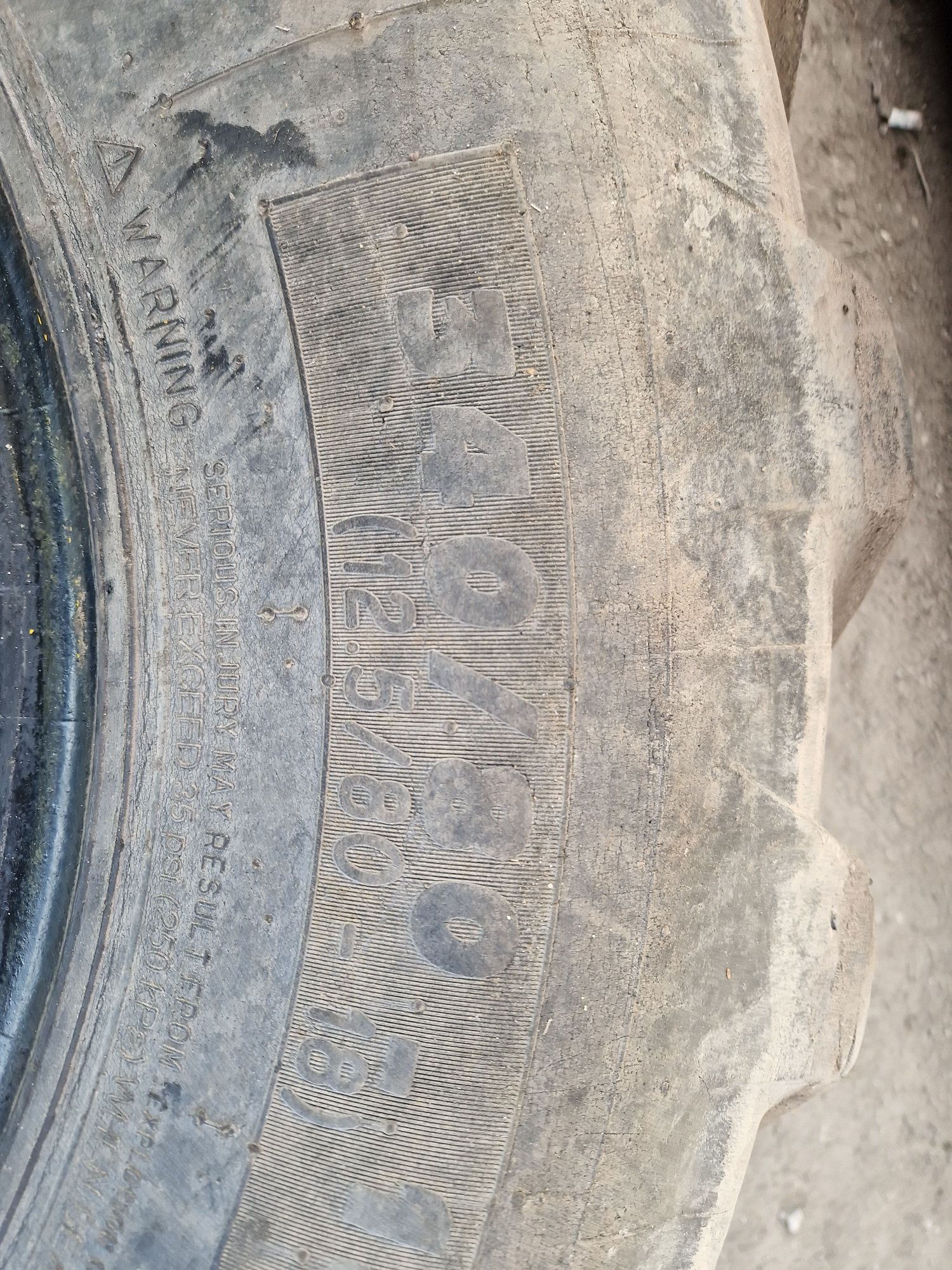 Opona 12,5/80-18 Michelin