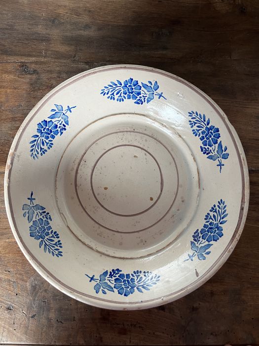 Prato em Faianca antiga, portuguesa  RATINHO.