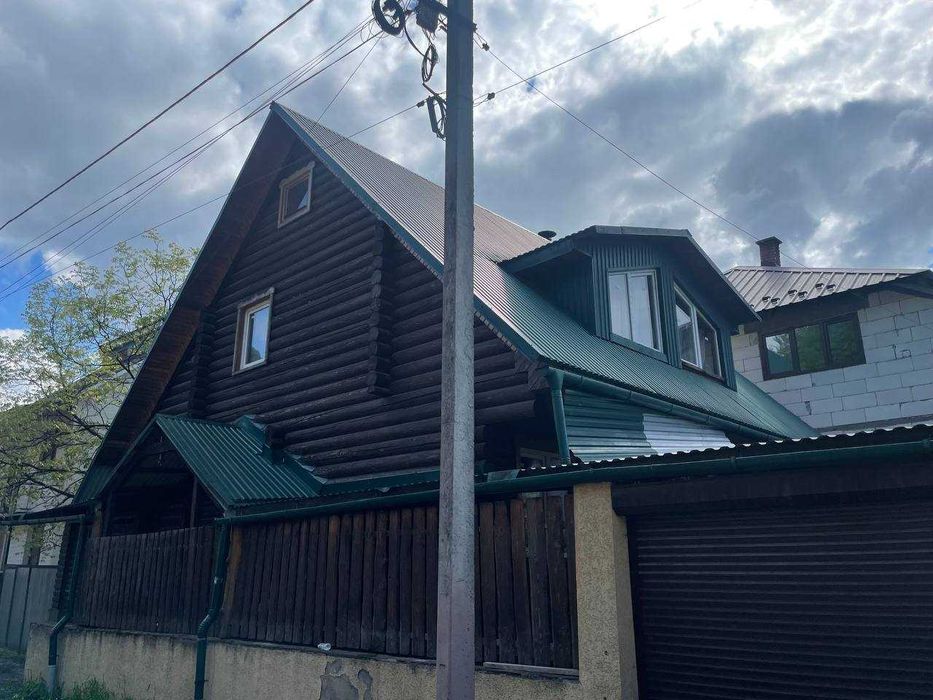 Два будинки в Карпатах для бізнесу або великої родини, Рахів