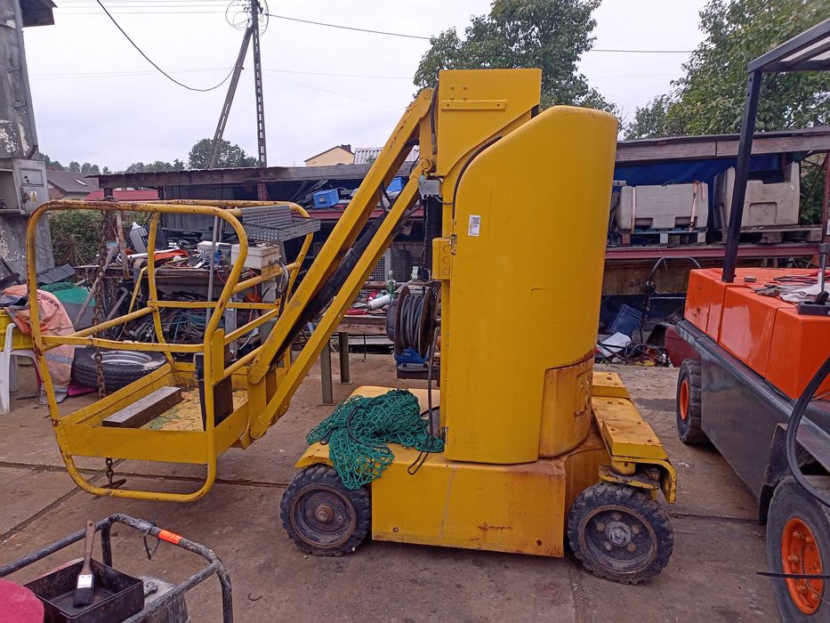 podnośnik koszowy Haulotte 300 kg