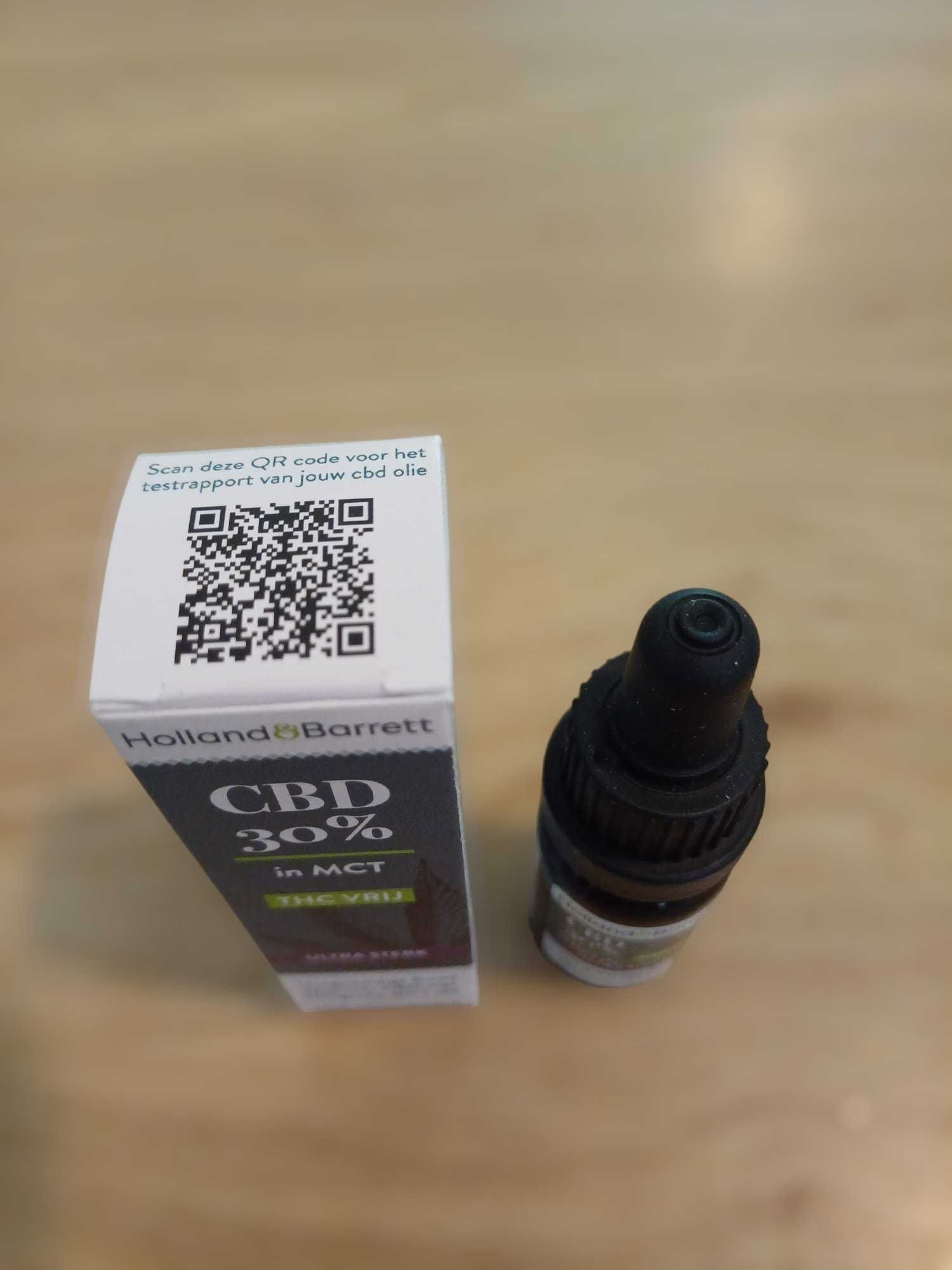 Holland & Barrett olejek CBD 30% MCT (10ml)