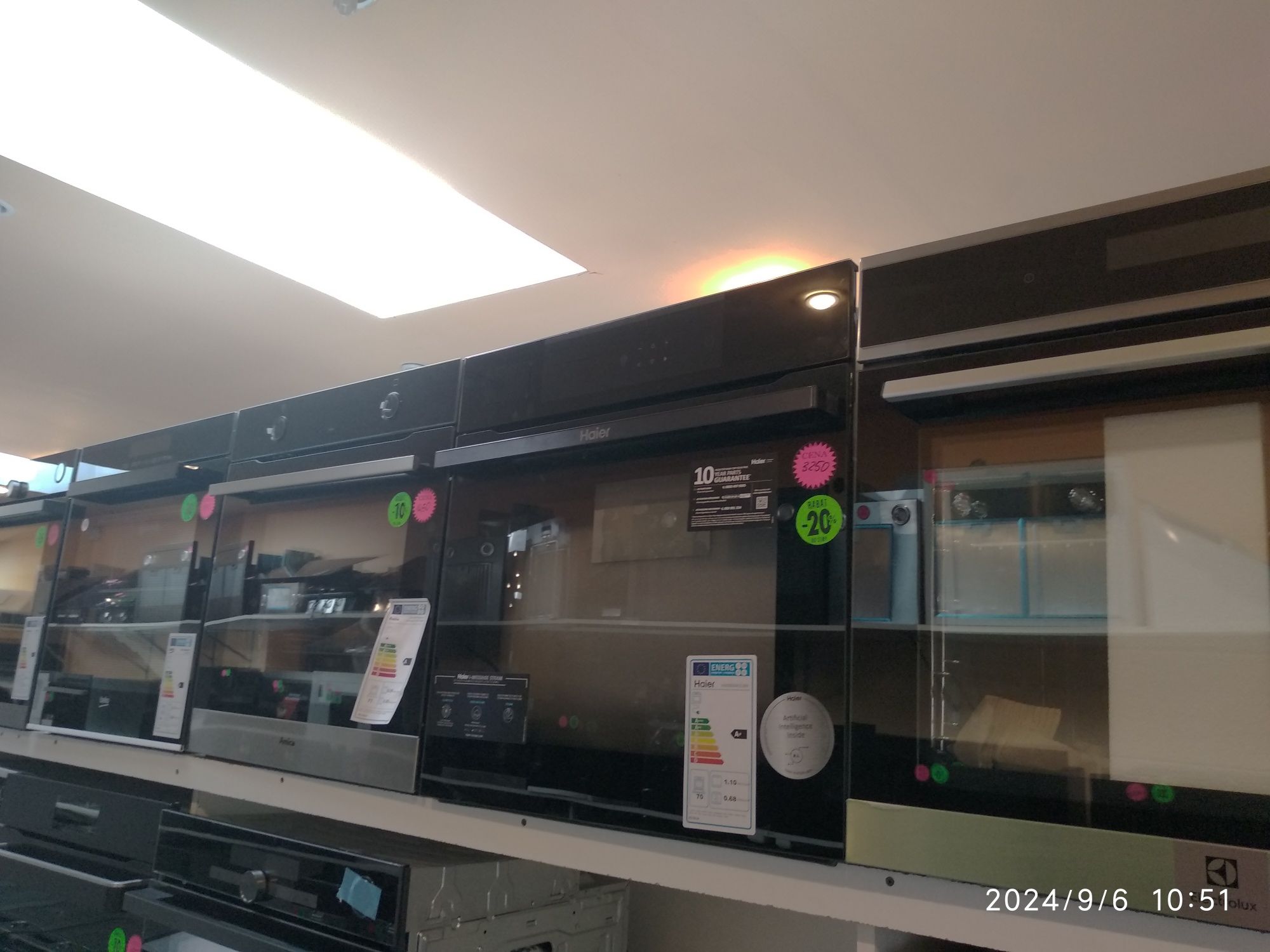 OUTLET Janki ul Wspólna 6 Piekarnik HAIER HWO60SM2S1BH