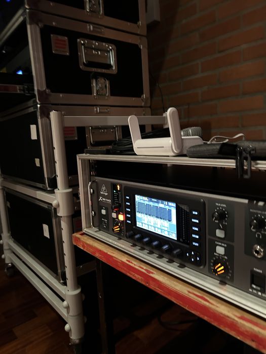 Behringer X32 Rack