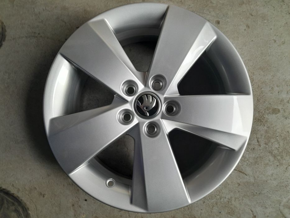 Felga skoda Fabia III rapid r15 nowa