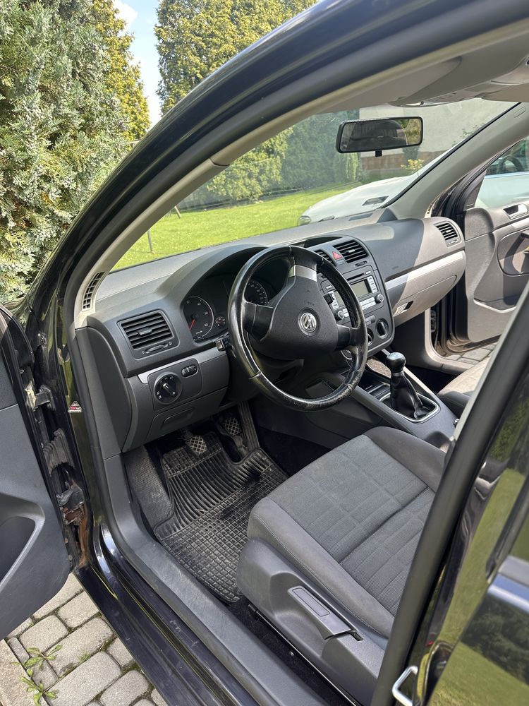 Volkswagen Golf V Tour