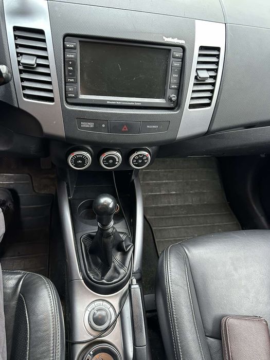 Mitsubishi outlander xl 2008