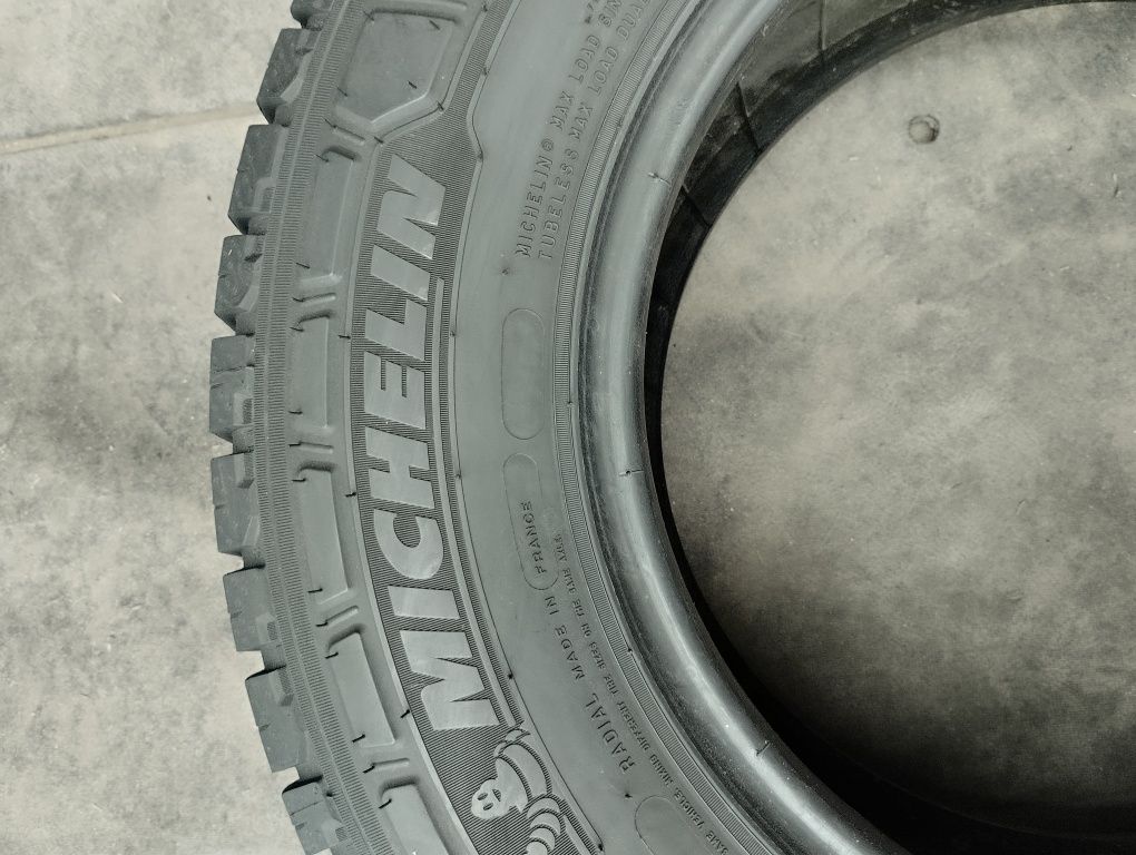 Продам шини 225/70R15C