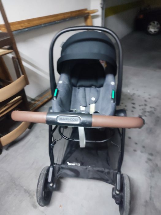 Carrinho Bebe trio Zelia Maxicosi