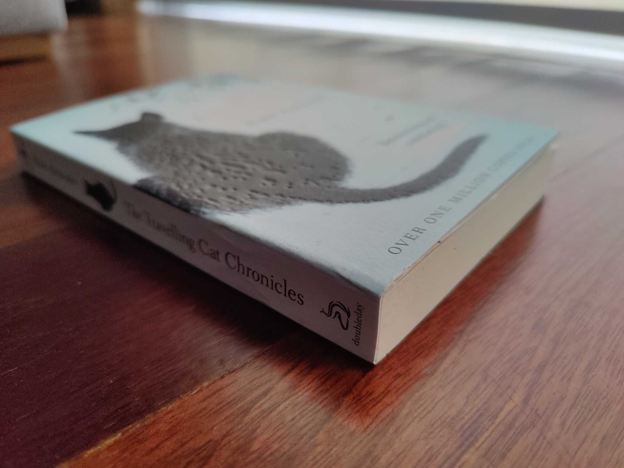 Livro novo - The Travelling Cat Chronicles de Hiro Arikawa