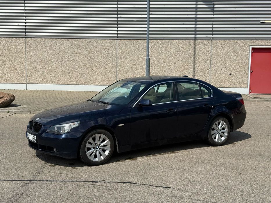 BMW E60 2.5 benzyna 2003 rok drugi silnik