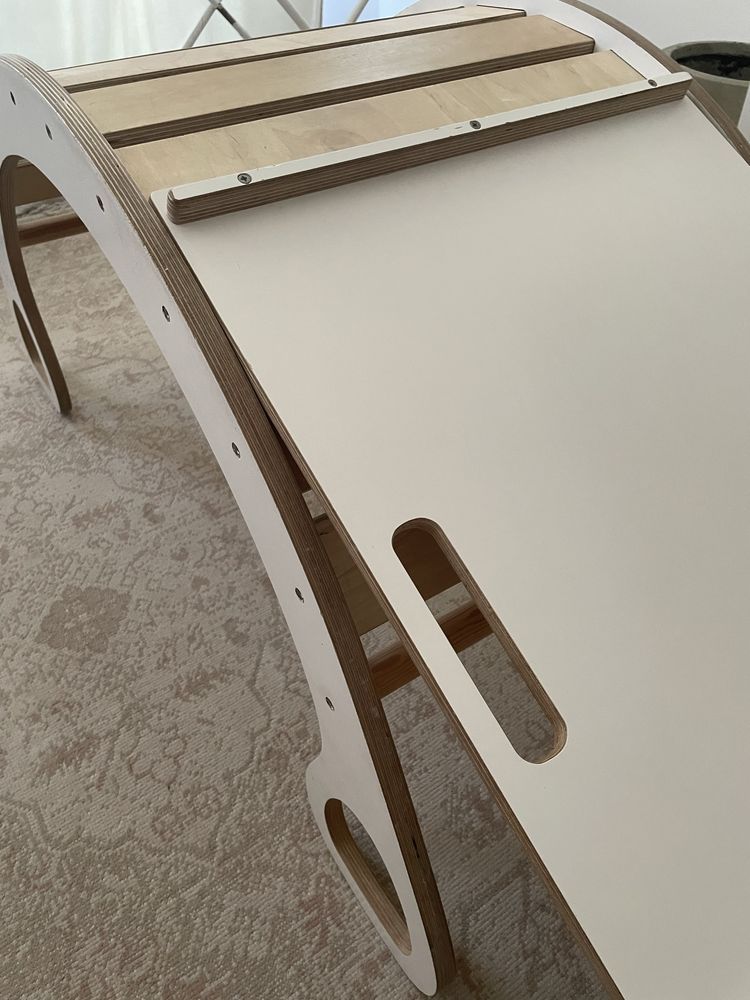 Bujak drewniany juupi biały w stylu Montessori