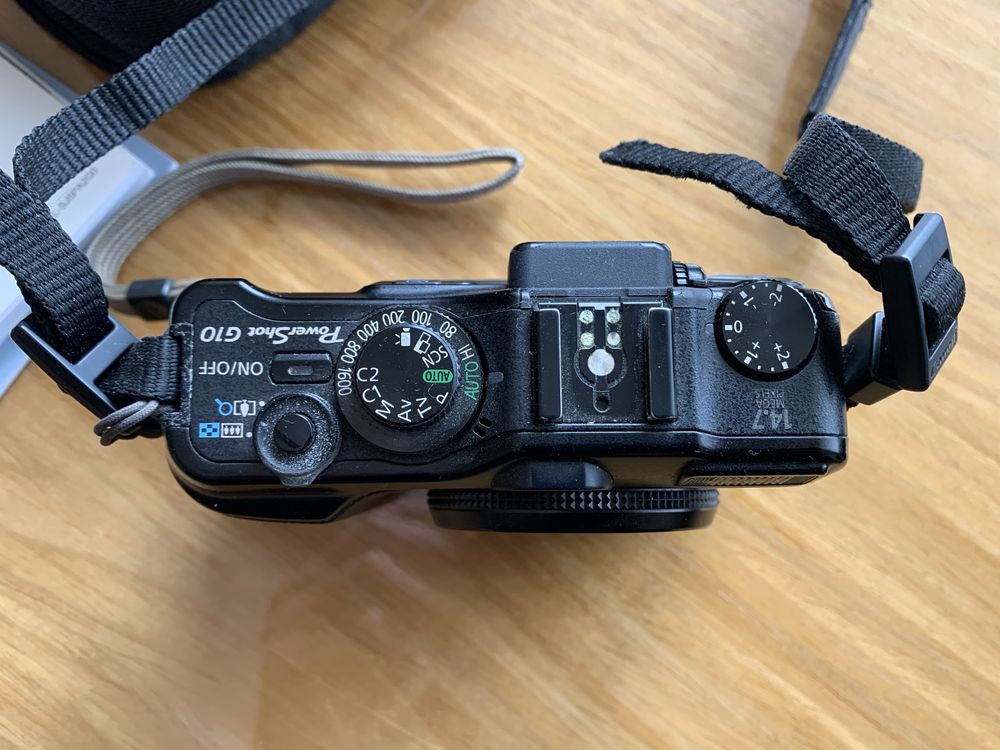 Canon G10 Aparat cyfrowy. Karta pamieci 4GB. Ladowarka.