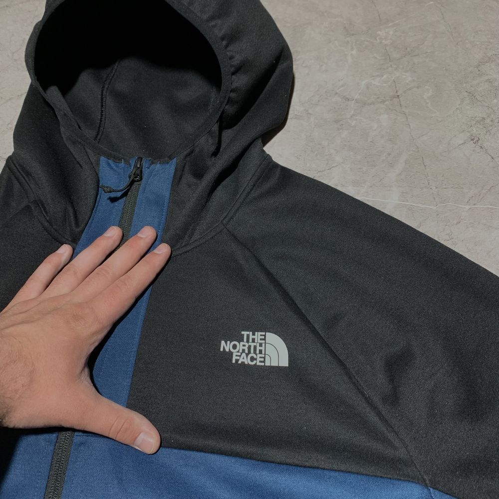 Кофта от The North Face
