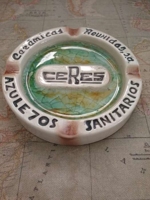 Cinzeiro vintage Ceres.