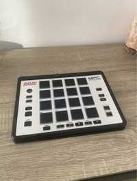 Akai MPC Element + kabel USB