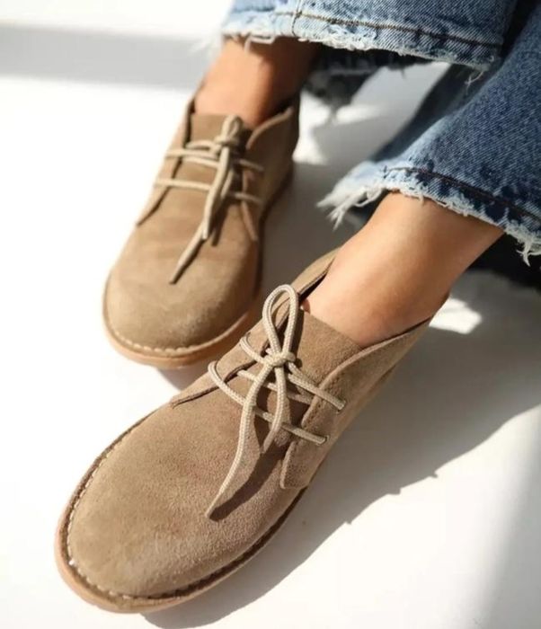 Продаю особисті вживані речі. Іспанськи замшеві черевики дезерти