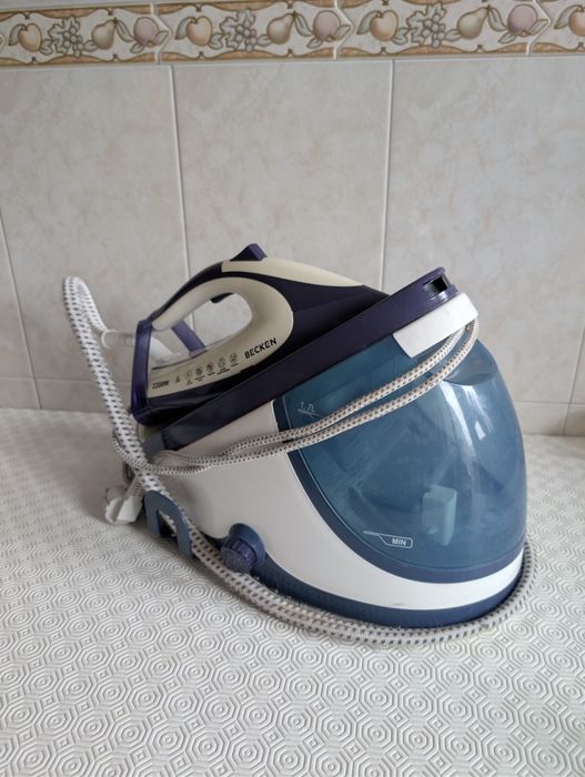 Ferro de passar a vapor Becken
