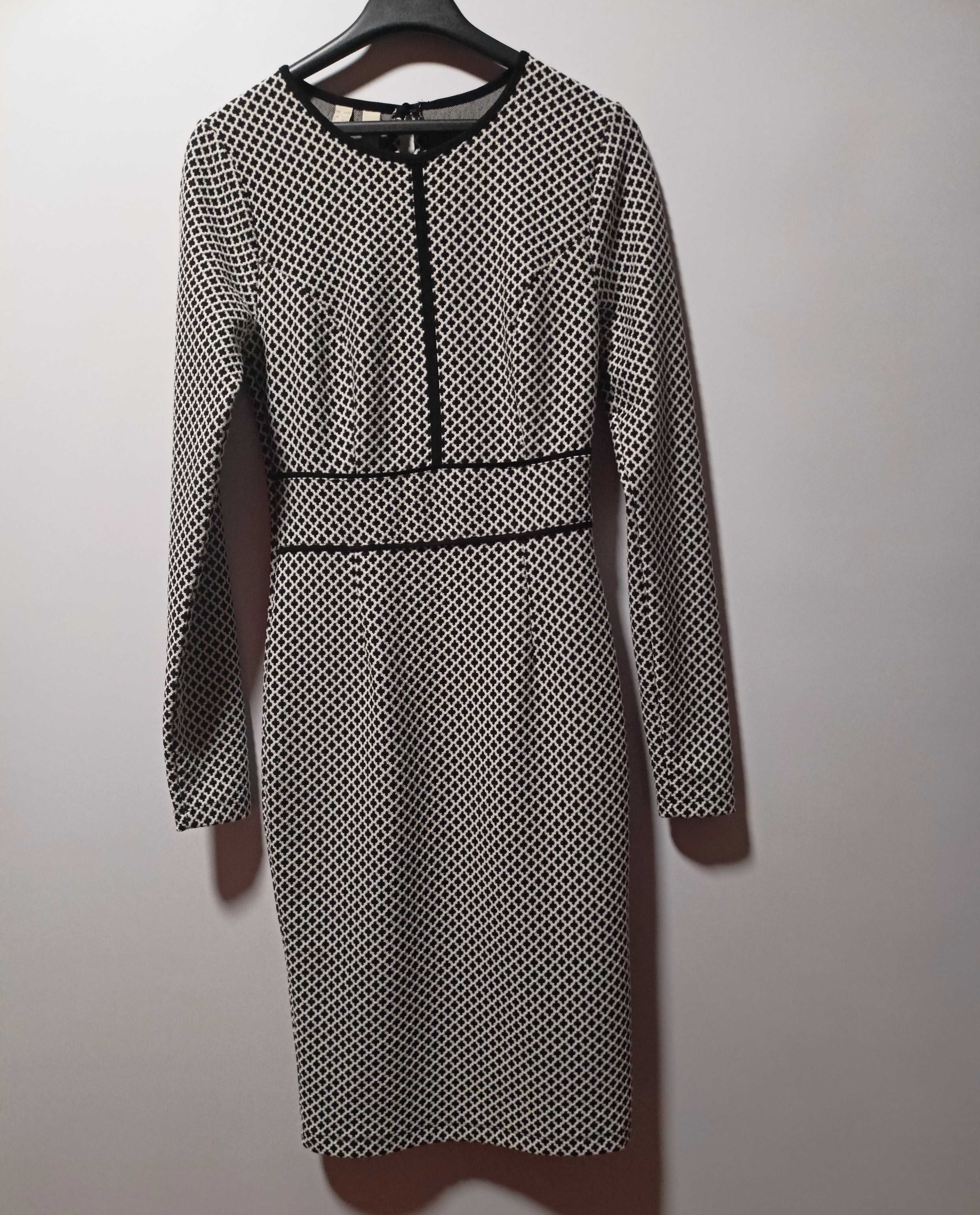 Lekka dzianinowa ołówkowa sukienka XS/S Bodyflirt Boutique