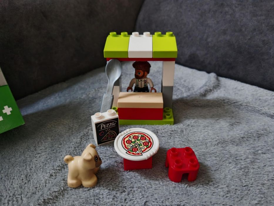 10927 Duplo stoisko z pizzą