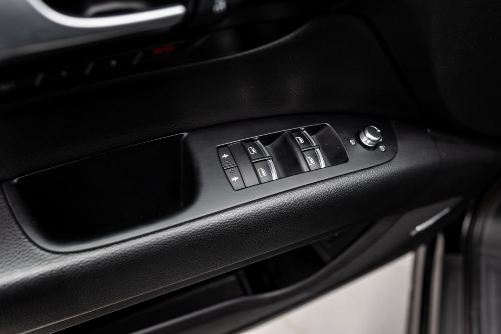 Продам Audi Q7 2013