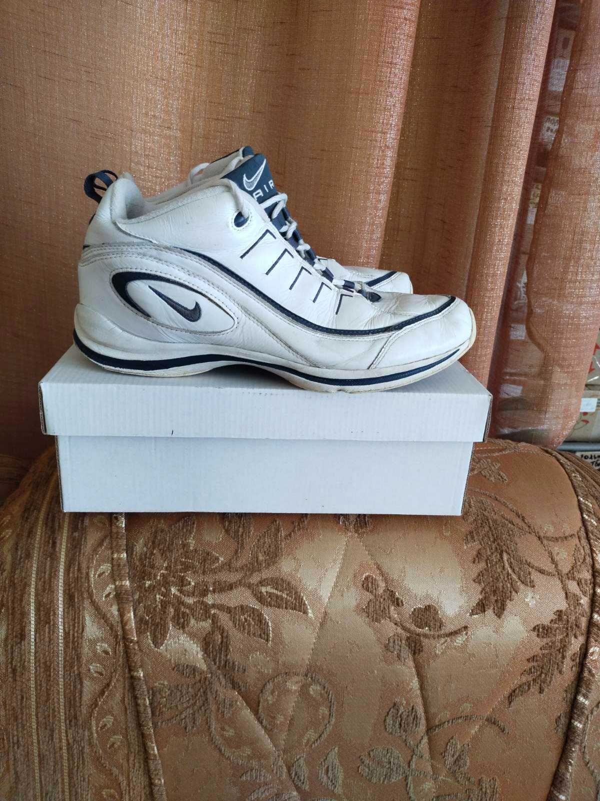 Шкіряні брендові кросівки   42 р. NIKE AIR    42,5 р