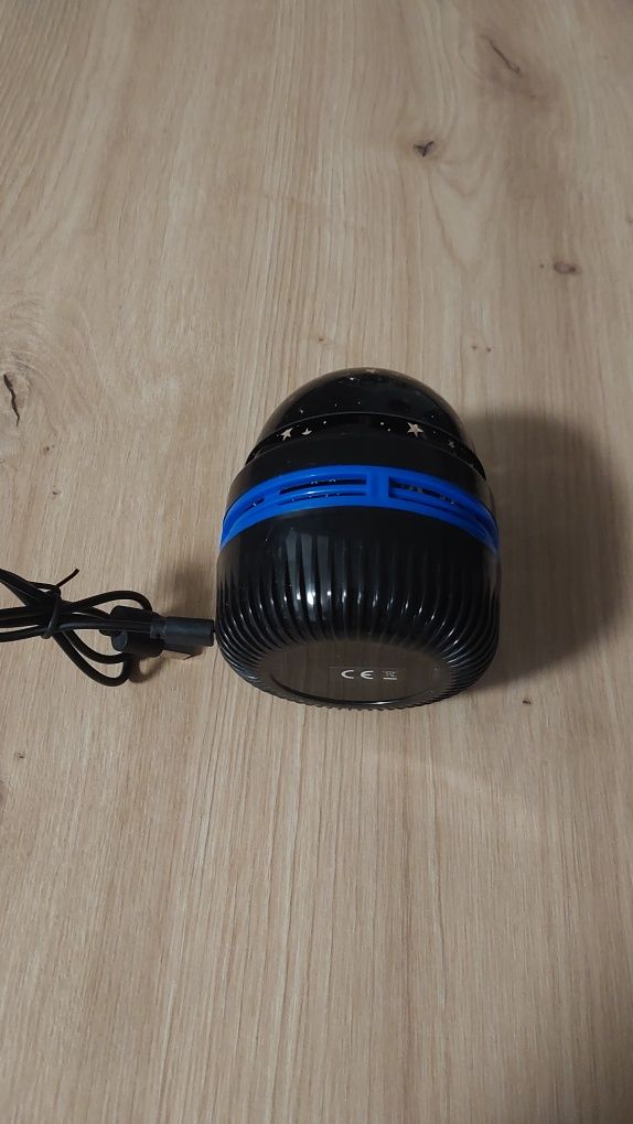Mini projektor obrotowy