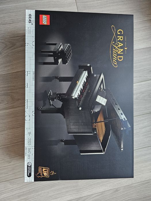LEGO 21323 Fortepian Ideas 

Zestaw jest nowy, fabrycznie zaplombowany