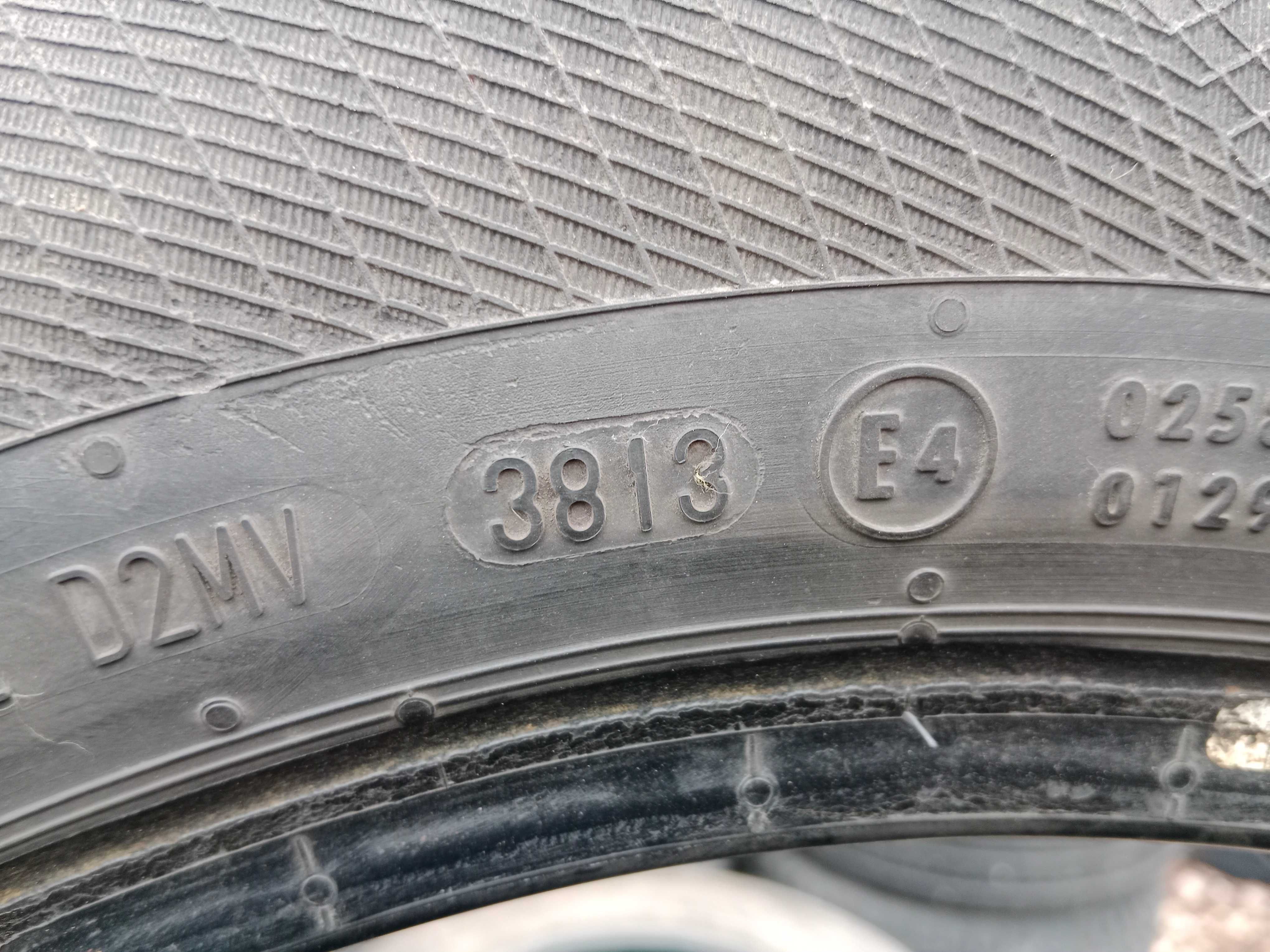 Opona używana zimowa 195/65R15 Continental ContiWinterContact TS850 1