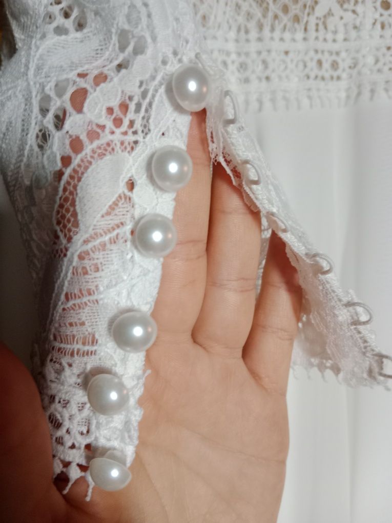 Suknia ślubna Boho ecru koronka
