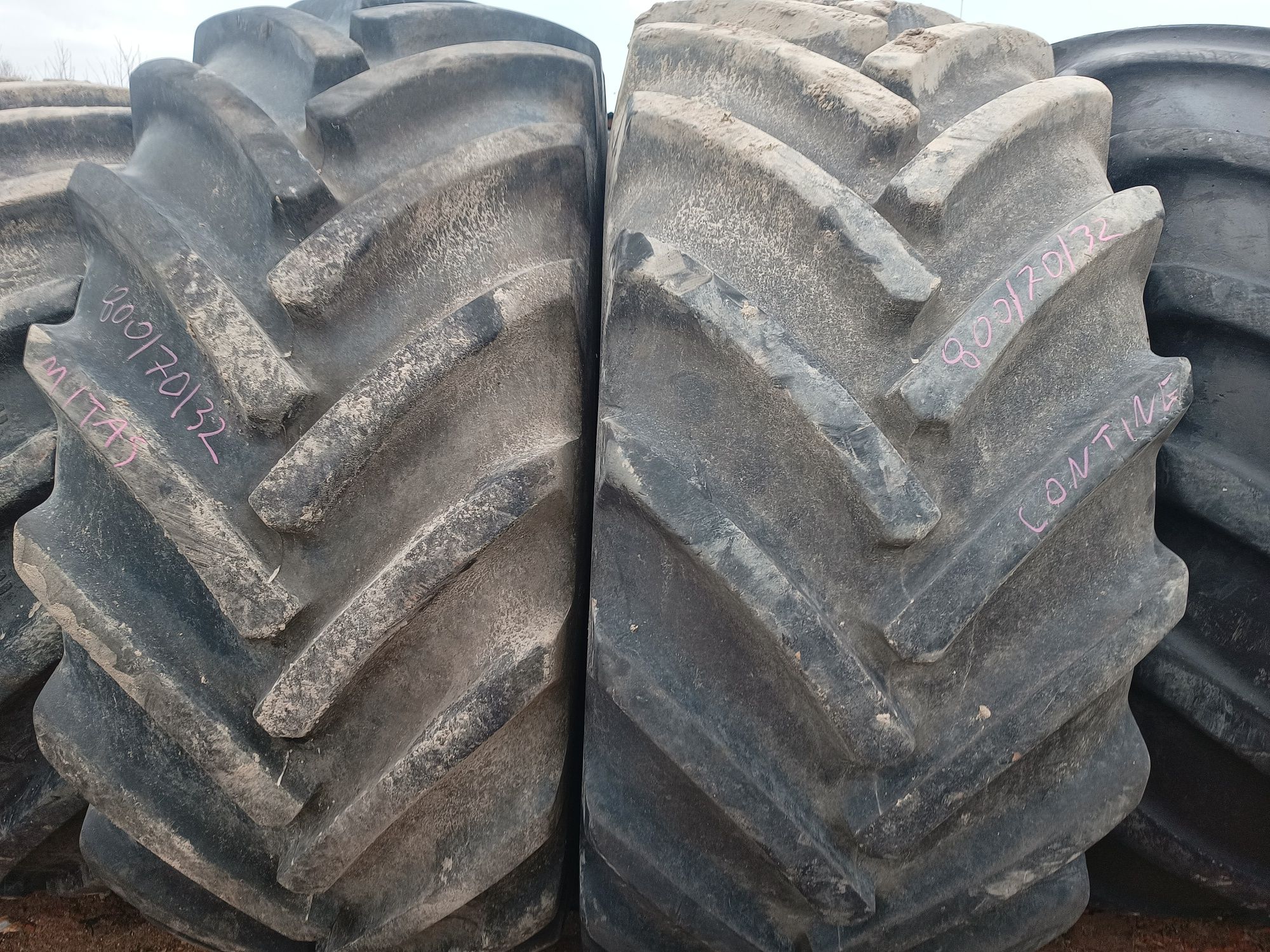 Opony rolnicze 800/70r32 Continental Mitas kombajn Claas Fendt John De