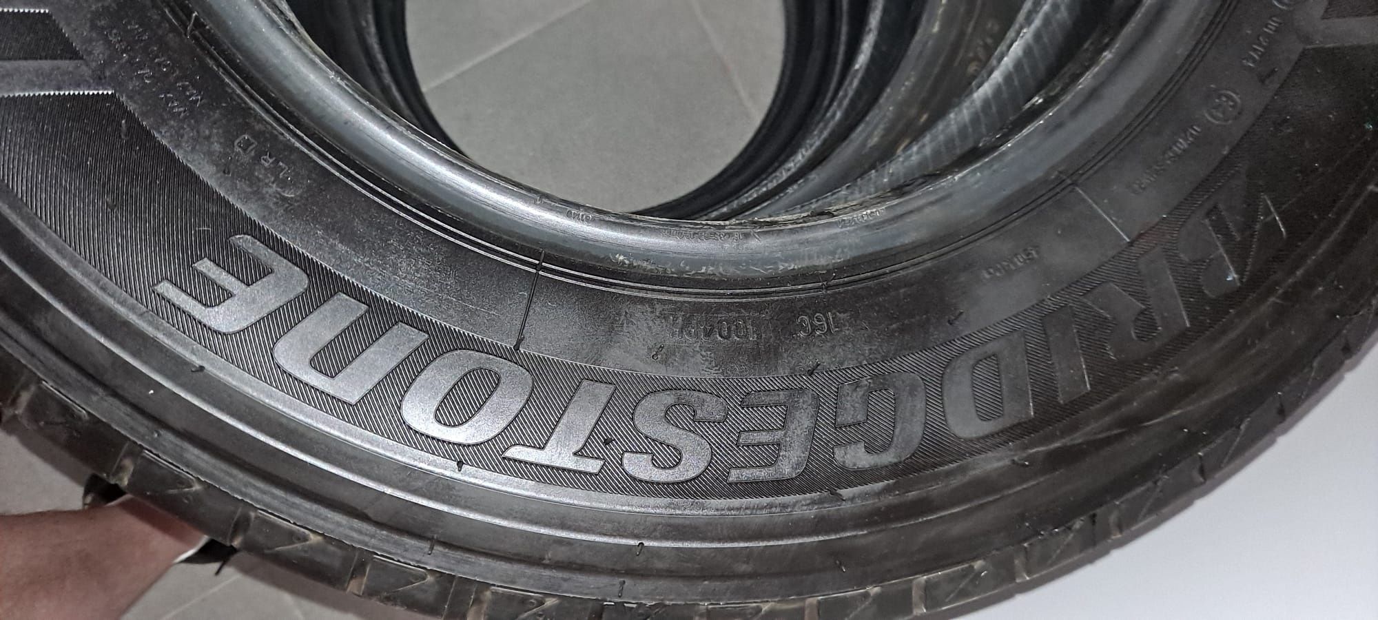 Opony letnie Bridgestone 215/70/15C