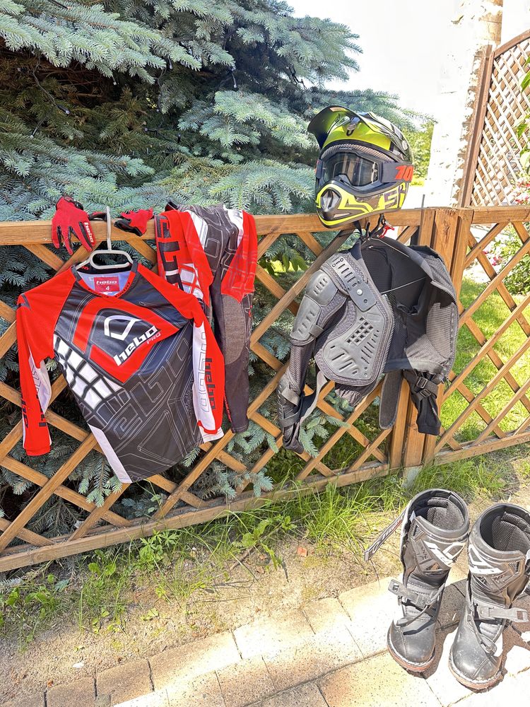Quad Kayo 110 z kompletem gąsienic na zime i komplet ubrań dla dziecka