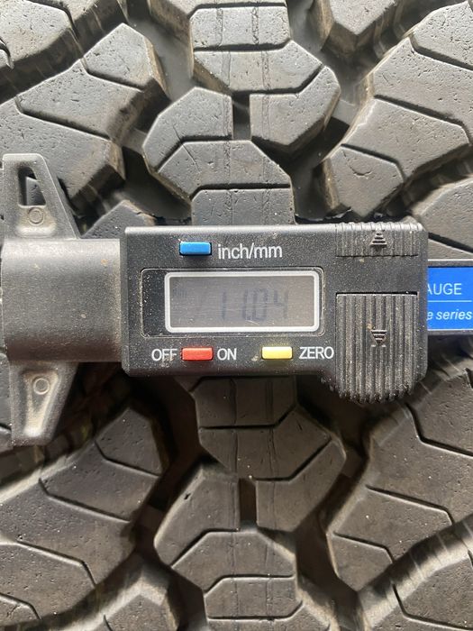 Шини.285/65.R.17.USA.33/11.50.17.Як Нові.GENERAL-GRABBER.AT.3…4.Штуки