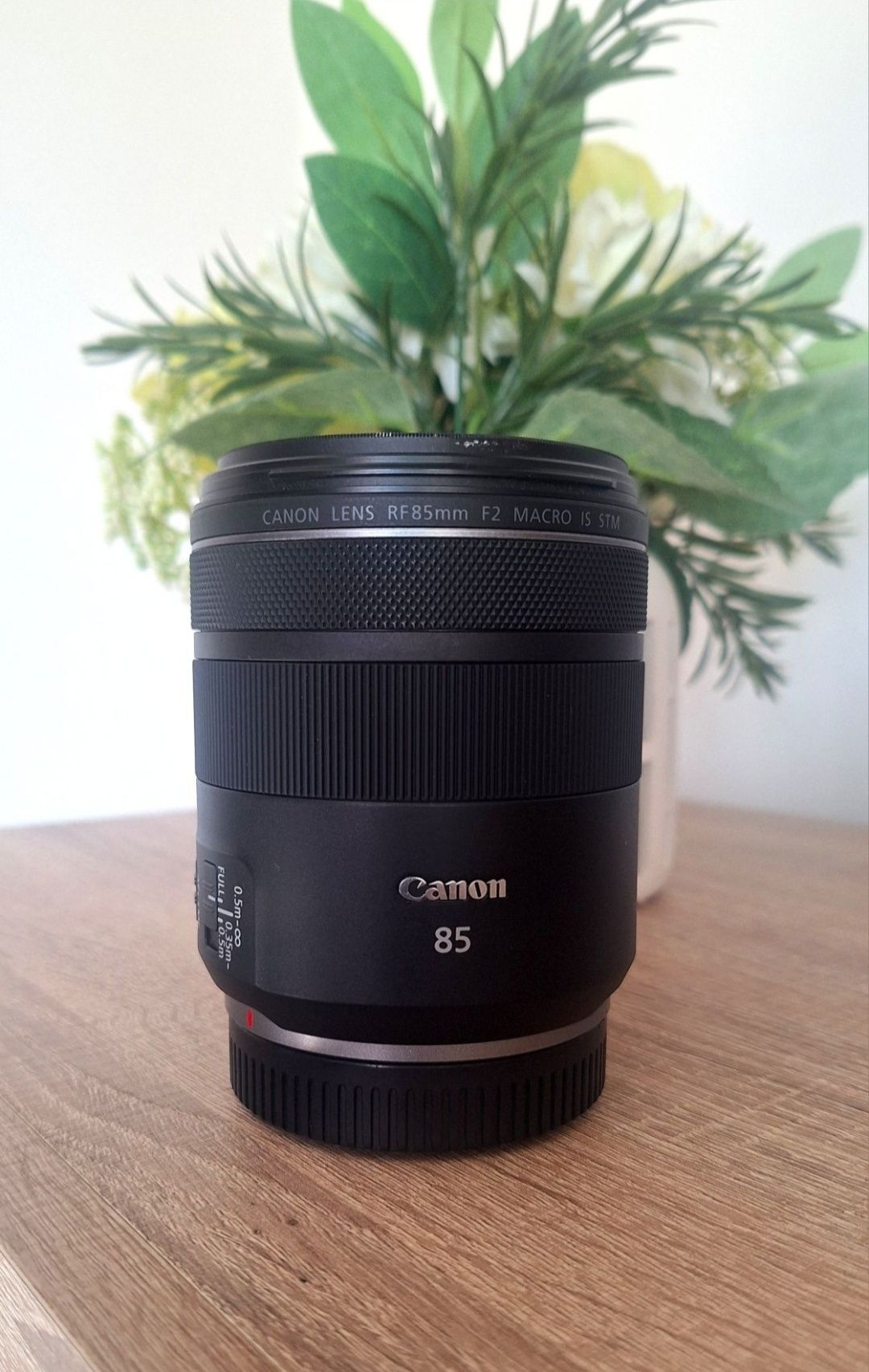 Obejtiva Canon RF 85mm IS f2