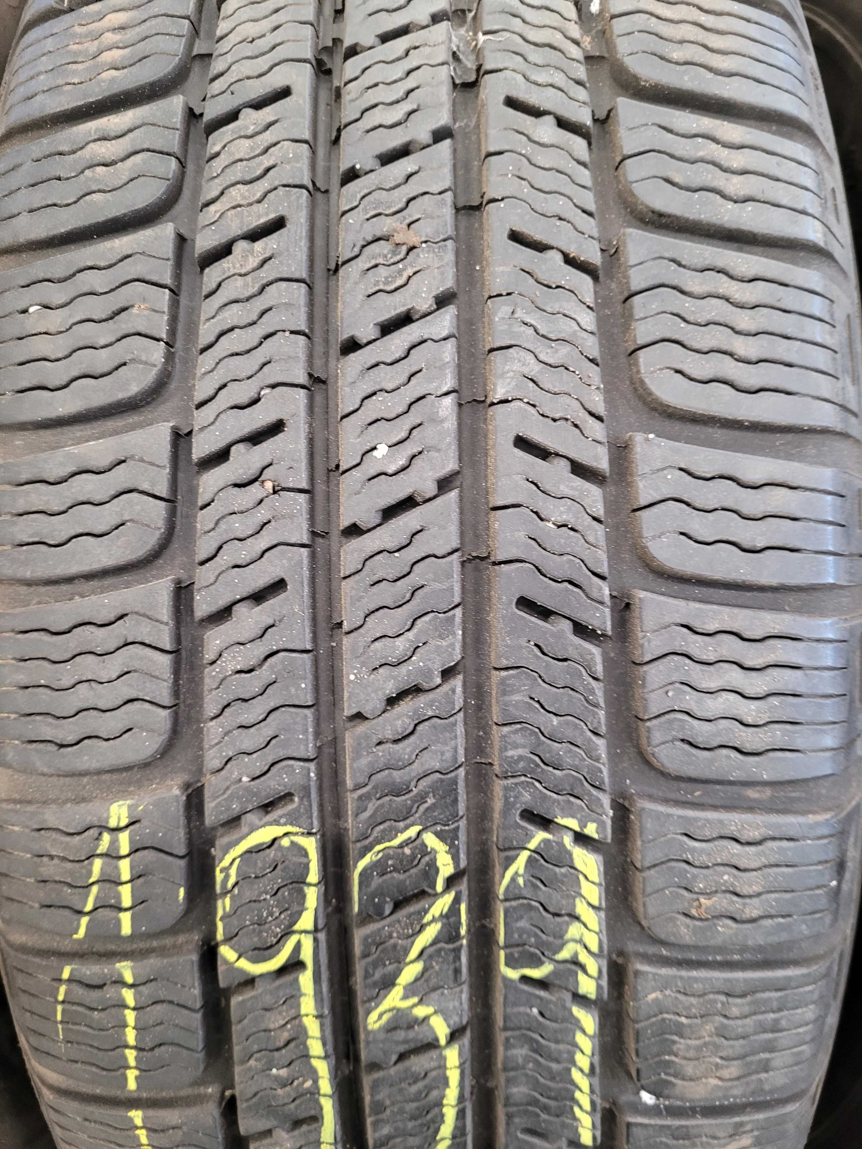 opony 235/ 65 17 michelin zima 4 sztuki komplet