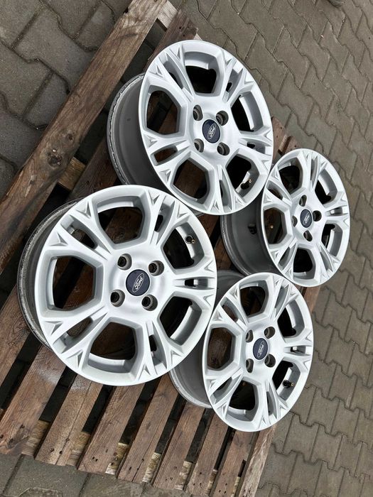 4x108 6j x 15" et37,5 FORD OE komplet alufelgi